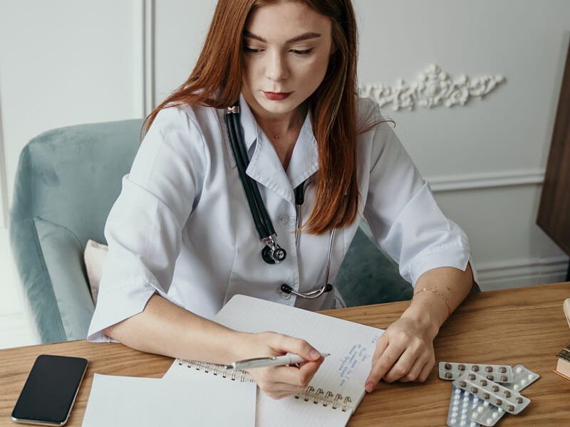 How long are medical records kept and how to dispose of them